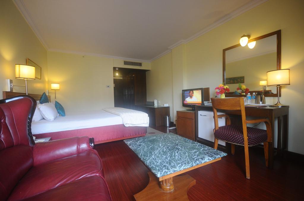 Hotel Jaipur Palace Quarto foto
